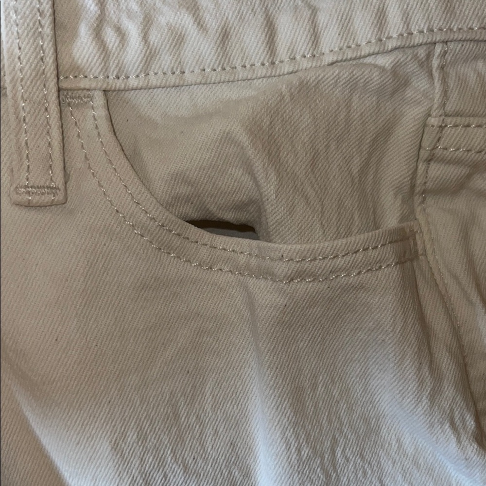 Universal Thread White High Rise Jeans Relaxed Fit - Picture 5 of 6
